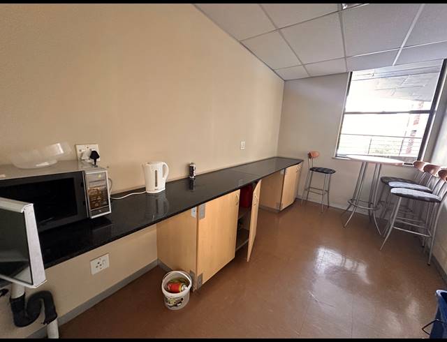 2,552M² OFFICE TO LET IN PARKTOWN